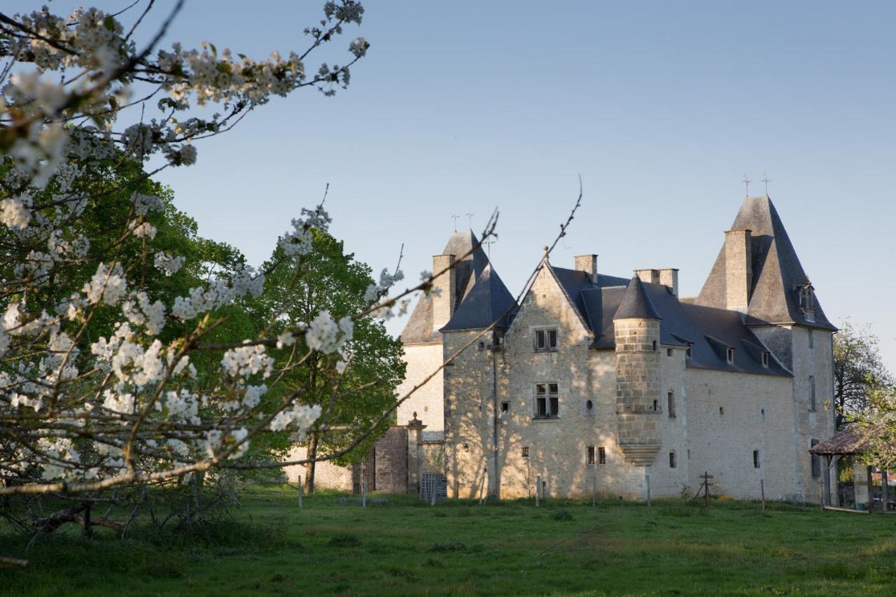 Chateau De Bois Charmant Les Nouillers Eksteriør billede